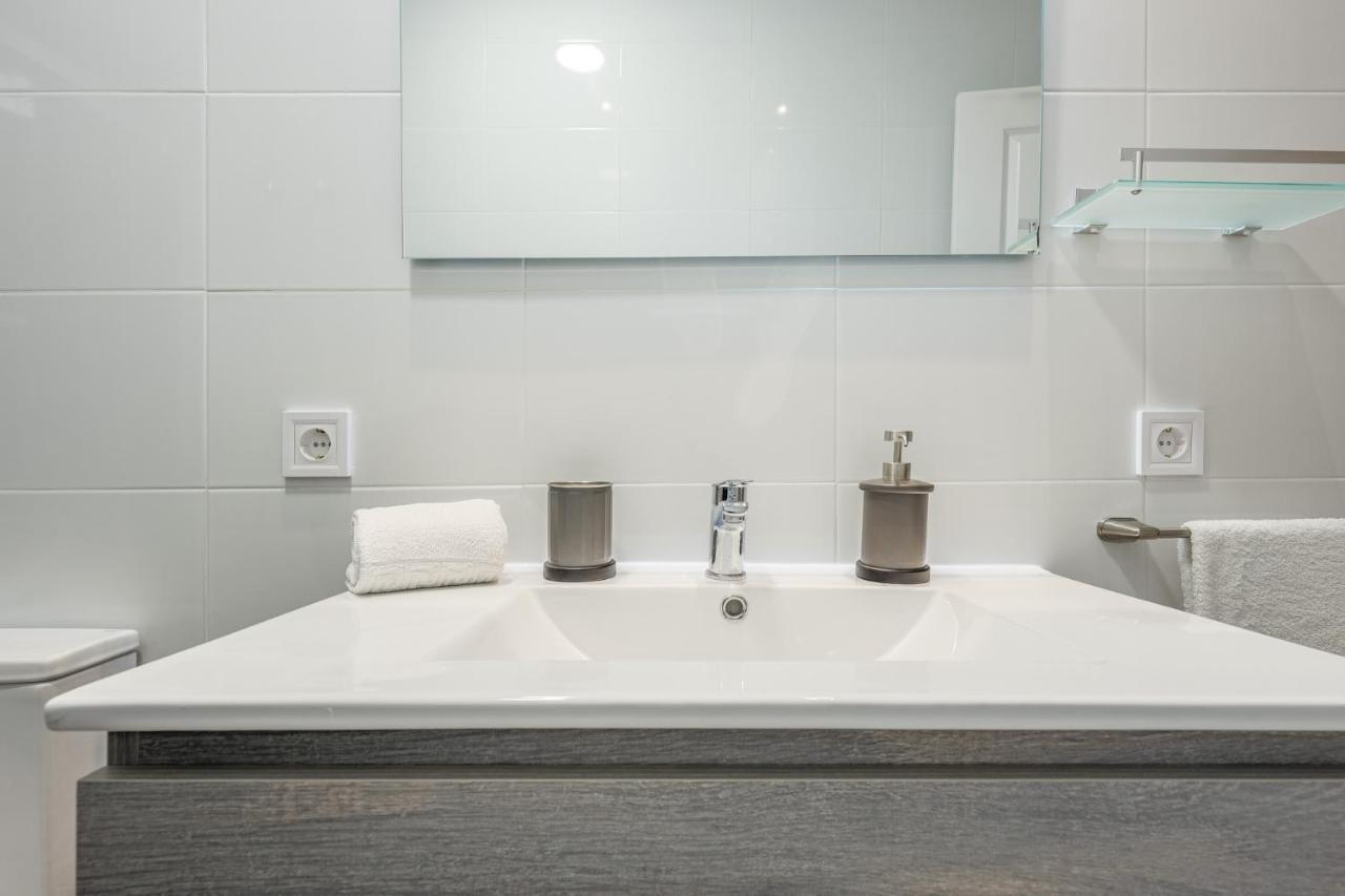 Exclusivo Apt 2 Hab-2 Banos-Luminoso ↑ Calidades Sevilla Exteriör bild
