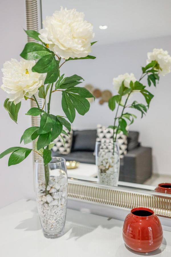 Exclusivo Apt 2 Hab-2 Banos-Luminoso ↑ Calidades Sevilla Exteriör bild